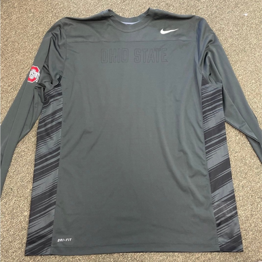 Nike Dri Fit Ohio State Shirt
XL
Never worn